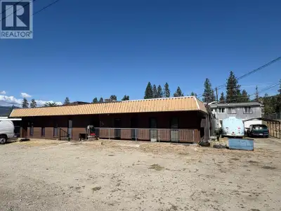 One storey over 2700 sq ft Commercial building zoned M1 with a 1344 sq ft, 2- bedroom one bath resid...