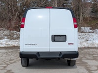 Powerful 4.3L Gas V6 engine | Equipped with traction and stability control | Includes block heater f... (image 8)