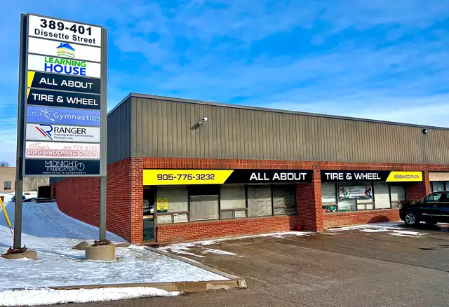 A/S	205/60R16	4	SURETRAC	COMFORTRIDE GP PCR	92V in Tires & Rims in Markham / York Region - Image 5