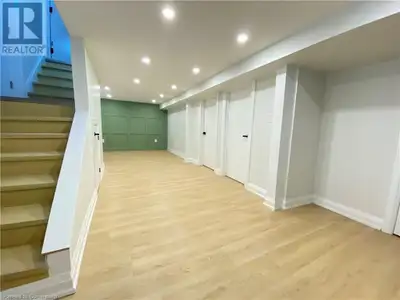 79 SANFORD Avenue S Unit# 4 Hamilton, Ontario