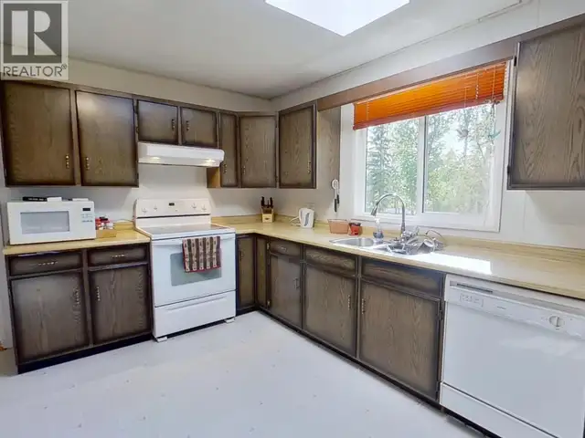 5720 QUESNEL-HIXON ROAD Quesnel, British Columbia in Houses for Sale in Quesnel - Image 8
