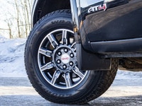 This vehicle has undergone a Certified Pre-Owned inspection. As part of the reconditioning process,... (image 9)