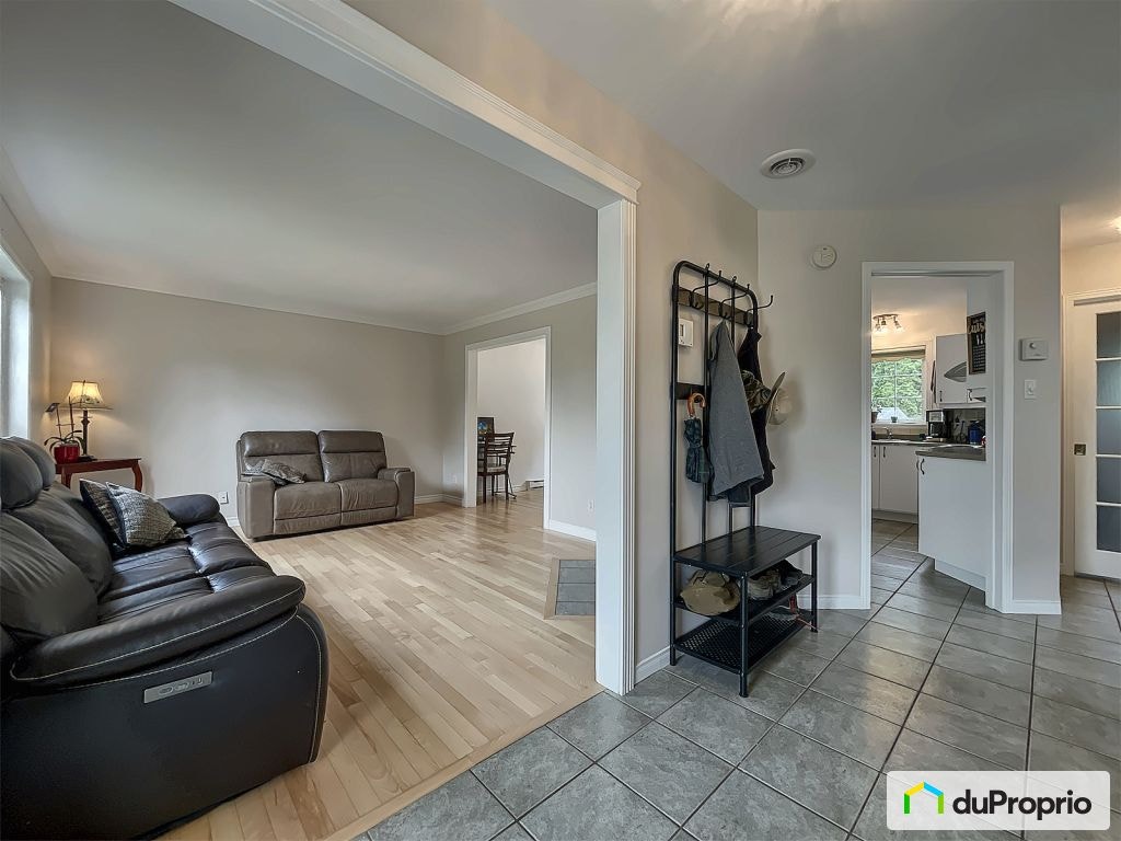 $595,000 - 2 Storey for sale in Ste-Foy — photo 2