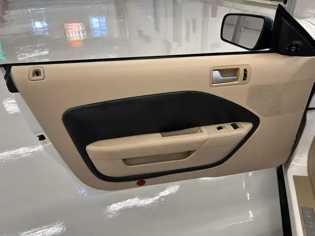 2005 Ford Mustang ***67 000KM***CONVERTIBLE*** in Cars & Trucks in City of Montréal - Image 14