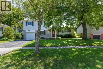 Welcome to this beautifully maintained and spacious side-split home in the highly sought-after Bront...