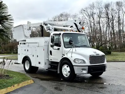 2005 Freightliner M2 106 Service Truck Altec Bucket / AT37-G 37 Foot 8in. High Platform Height 350 P...