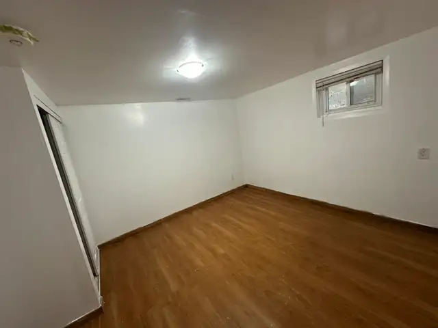 Large Bedroom for One Person at Markham Rd and Kingston Rd