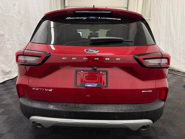 2025 Ford Escape ACTIVE | COLD WEATHER PACKAGE | TECH PACKAGE #1 in Cars & Trucks in Lloydminster - Image 10