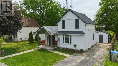 Exceptional opportunity to own a beautifully modernized home in charming Alvinston. This 3-bedroom,...