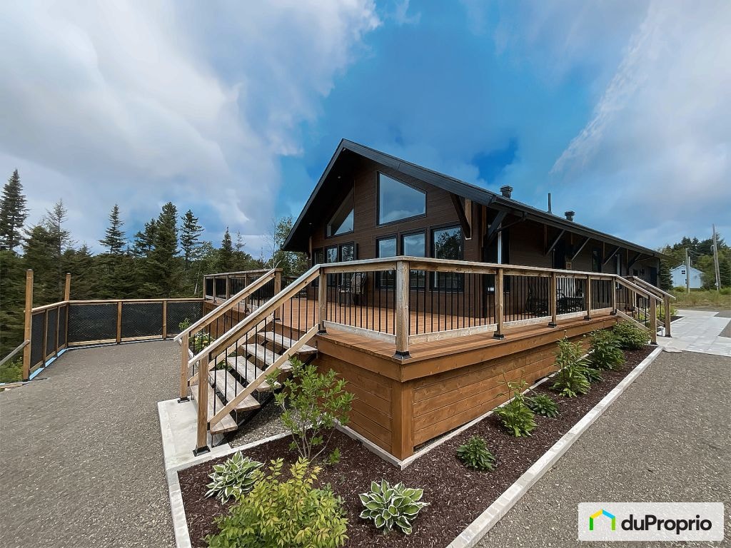 $495,000 - Bungalow for sale in Tourville — photo 1