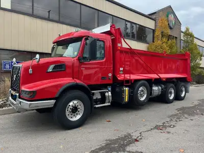 2026 VHD84B with D13 500HP, I-SHIFT TRANSMISSION, 20.8 FRONT 46 REARS, 253'' WB. COMES WITH SPIF & 2...