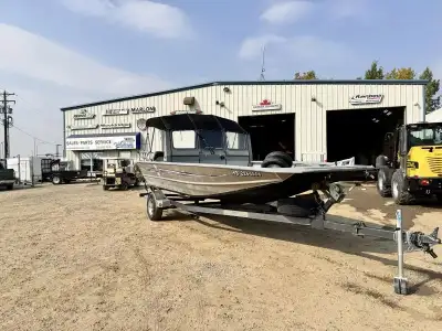PRE OWNED 2010 BWC REVOLVER JET BOAT FOR SALE IN NISKU, AB 200 SPORT JET W/ 44HRS STERN WHEEL KIT BI...