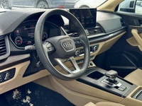 * quattro all-wheel drive with ultra technology * Matrix-design LED headlights with dynamic turn sig... (image 5)