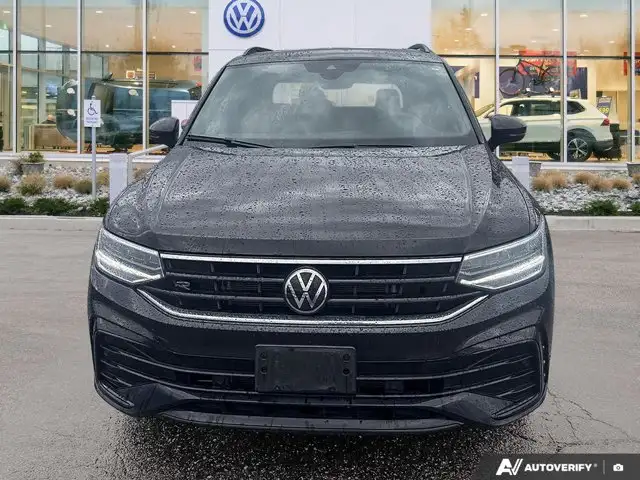 2024 Volkswagen Tiguan Comfortline R-Line Black Edition in Cars & Trucks in Abbotsford - Image 9