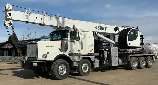 2013 Western star Manitex 45 Ton Sleeper Boom Truck in Heavy Equipment in St. Albert - Image 2