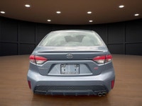 Discover the 2020 Toyota Corolla SE in a vibrant blue finish, featuring front-wheel drive and except... (image 6)