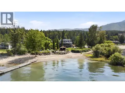 STUNNING SHUSWAP LAKE WATERFRONT ESTATE Offered for the first time, this exceptional year round wate...