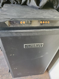 MASTER FORGE DIGITAL ELECTRIC SMOKER - **NEW**
