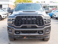 4x4, 6.7L Cummins HO Turbo Diesel, 8-Spd TorqueFlite HD, Power Sunroof, Power Running Boards, 5th Wh... (image 8)