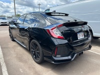 Leather Seats, Sunroof, Lane Departure Warning, Adaptive Cruise, Blind Spot Detection! This 2018 Hon... (image 4)