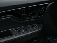 **MARKET VALUE PRICING**, 11 Speakers, 4-Wheel Disc Brakes, ABS brakes, Air Conditioning, Anti-whipl... (image 8)