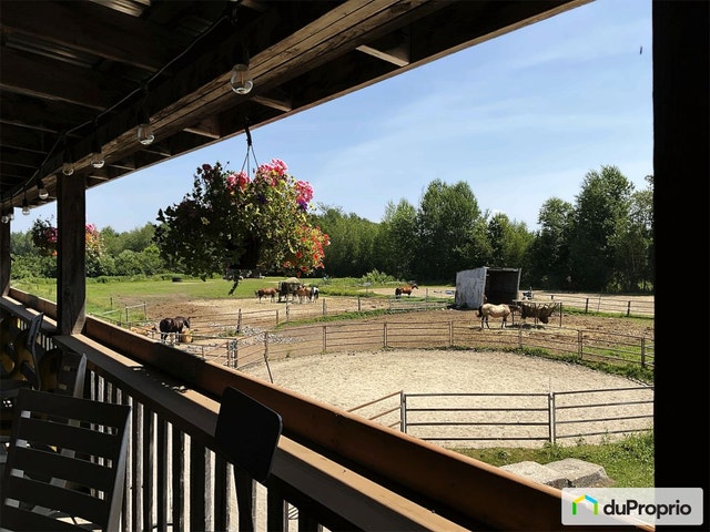 $1,799,999 - Acreage / Hobby Farm / Ranch for sale — photo 3