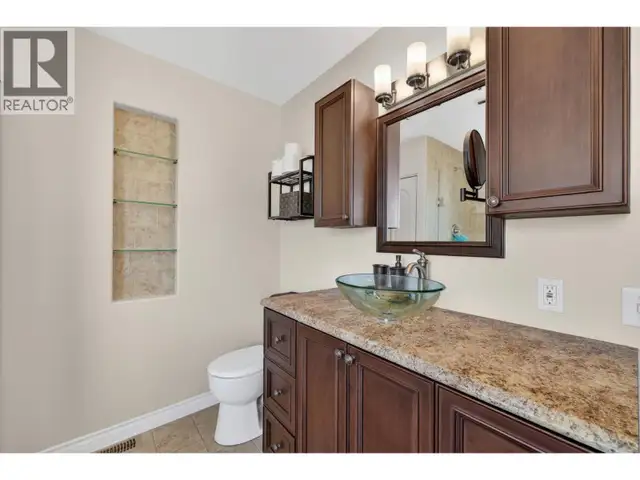 6650 Finch Road Lake Country, British Columbia in Houses for Sale in Penticton - Image 31