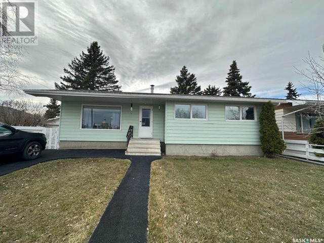 23 5 Street CRESCENT Kindersley, Saskatchewan in Houses for Sale in Saskatoon