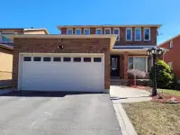 5 Bdrm  / 4 Bth  in Whitchurch-Stouffville