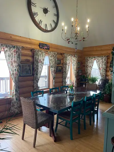 Executive style Log home/lodge on 10 acres with beautiful views! 5 bedroom 3 bath open concept livin...