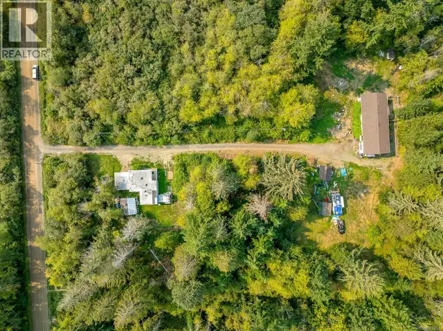 2180 SCHULZ Rd Black Creek, British Columbia in Houses for Sale in Comox / Courtenay / Cumberland - Image 26