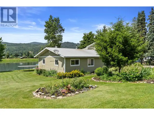 7088 97A Highway Grindrod, British Columbia in Houses for Sale in Vernon - Image 40