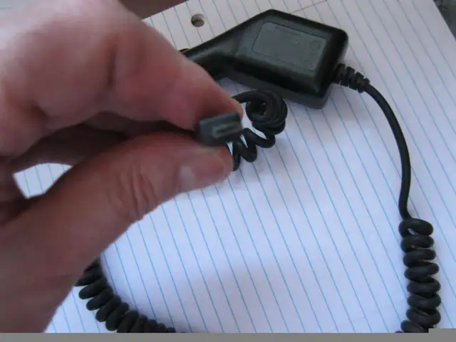 Premium Cell Phone Car Charger – Save Big – $10 - in Cell Phone Accessories in Kitchener / Waterloo - Image 3