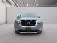 CLEAN CARFAX. ALL-WEATHER CAPABILITY, ROAD-TRIP READY 3.5L V6 Engine| 9-Speed Automatic Transmission... (image 8)