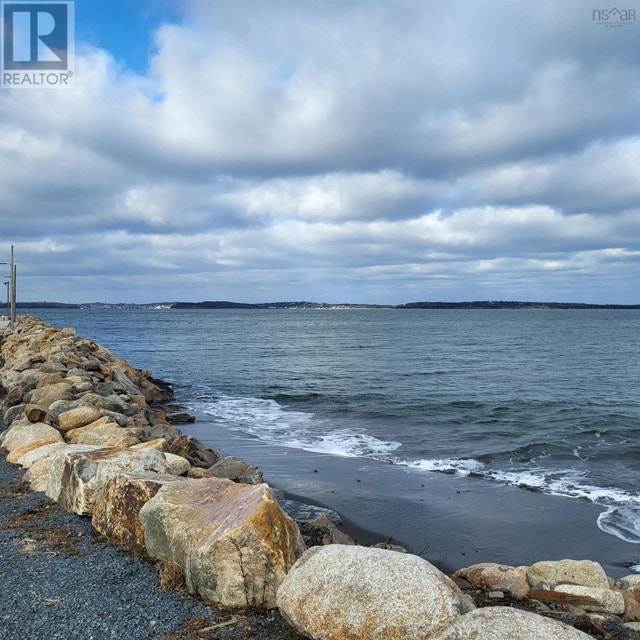 685 Feltzen South Road Feltzen South, Nova Scotia Houses for Sale