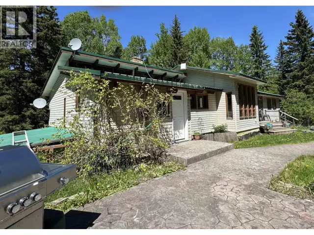 3177 W WESTLUND ROAD McBride, British Columbia in Houses for Sale in Quesnel - Image 5
