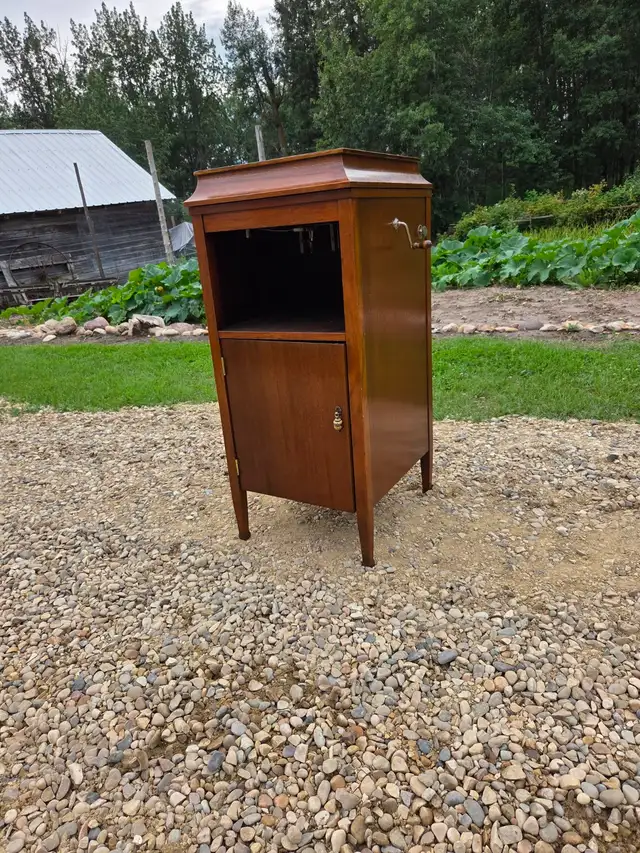 Antique Gramophone Cabinet in Hutches & Display Cabinets in St. Albert - Image 3