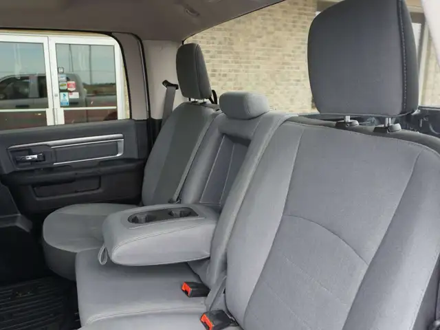 2023 Dodge RAM 1500 SLT Crew Cab - SHORT BED | 4x4 | LOW KMS!!! in Cars & Trucks in Winnipeg - Image 34