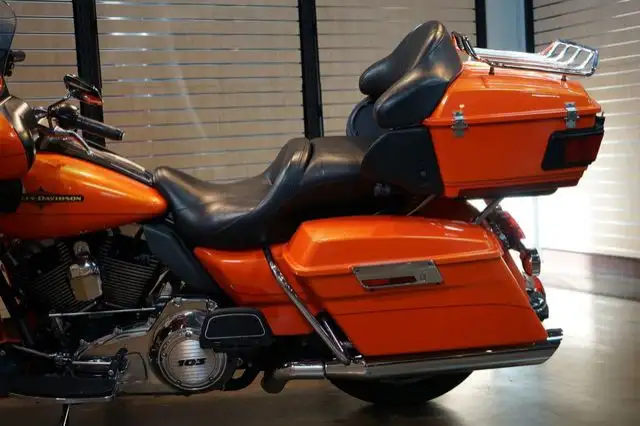 2012 Harley-Davidson Touring FLHTK - Electra Glide Ultra Limited in Sport Touring in Lethbridge - Image 5