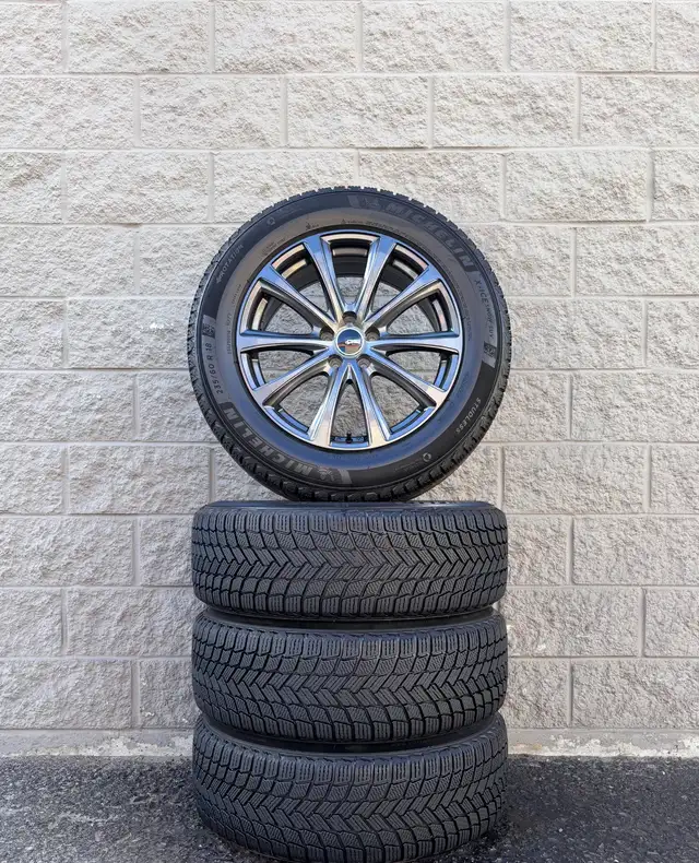 (95%) 4x 235/60R18 Michelin Winters w/ Volvo XC60 & XC90 Rims in Tires & Rims in City of Toronto - Image 2