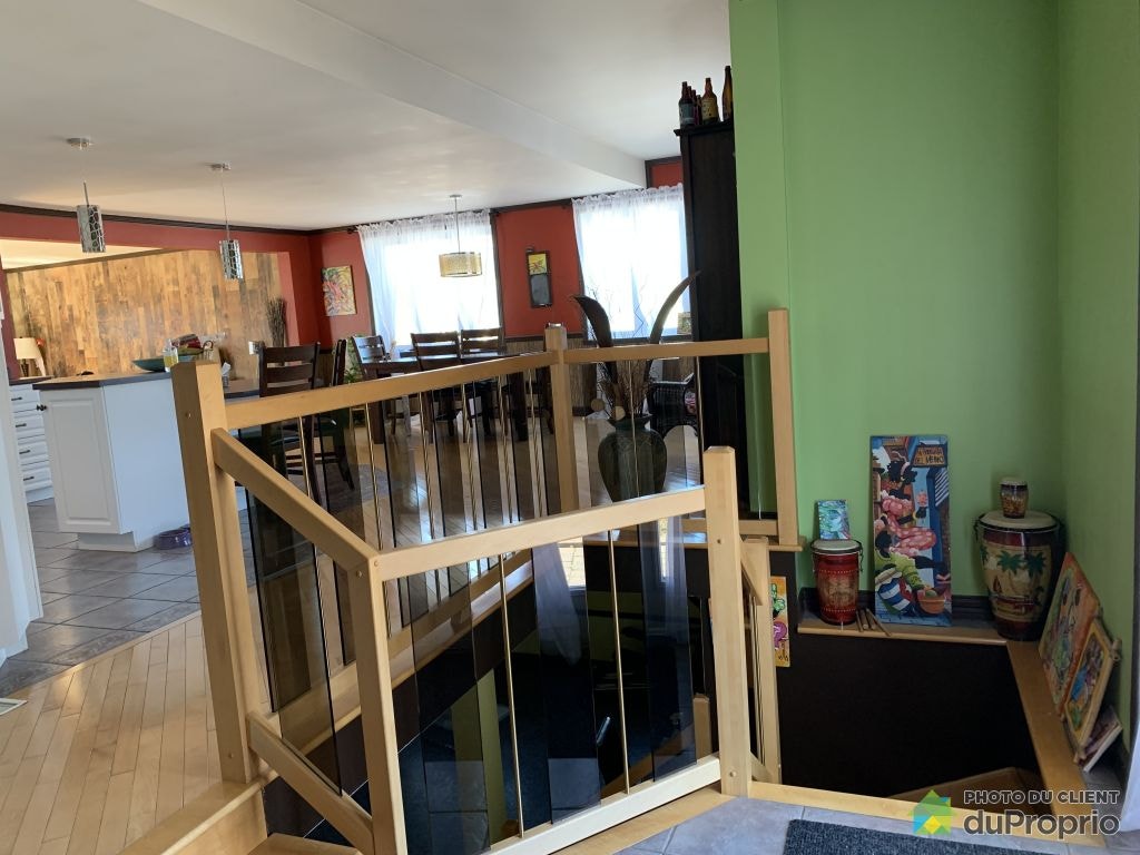 $399,000 - Bungalow for sale in Newport — photo 3