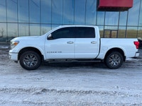 2018 NISSAN TITAN PLATINUM RESERVE 4X4 * ACCIDENT FREE CARFAX * LOW KM * 360 CAMERA FEATURES INCLUDE... (image 2)