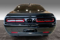 6.2 L 8 Cyl Engine Vehicle Options: Leather Interior, Sunroof, Apple Or Android Auto, Apple Or Andro... (image 3)