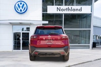 The price you see is the is the price you pay! Just add GST, no hidden fees. 2023 Nissan Rogue SL Pe... (image 4)