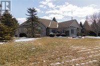 15 OTTER VIEW Drive Otterville, Ontario