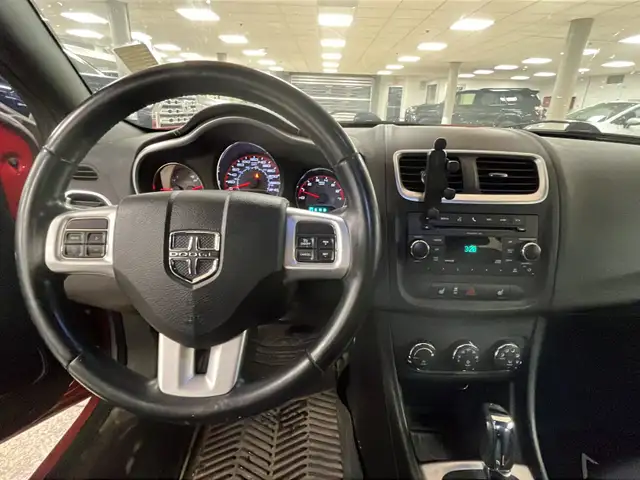 2011 Dodge Avenger SXT in Cars & Trucks in Calgary - Image 15