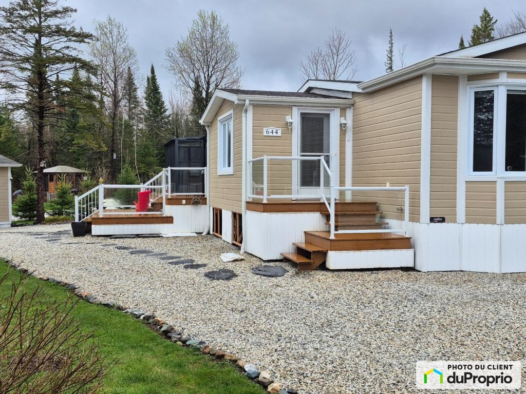 $366,500 - Manufactured home for sale in St-Etienne-De-Bolton — photo 2