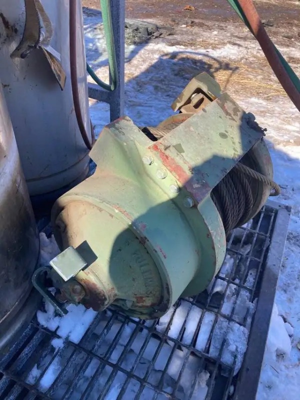 Pull Master Winch Corp 10 Ton Hyd Winch Farming Equipment Saskatoon