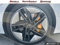 2022 Audi RS e-tron GT quattro White Electric Motor 2-Speed Automatic Call us at (905) 845-4211 toda... (image 5)