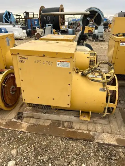 Visit www.globalpower.ca for larger photos and more details! kW: 320 Volts: 480 RPMs: 1800 320 KW Ca...